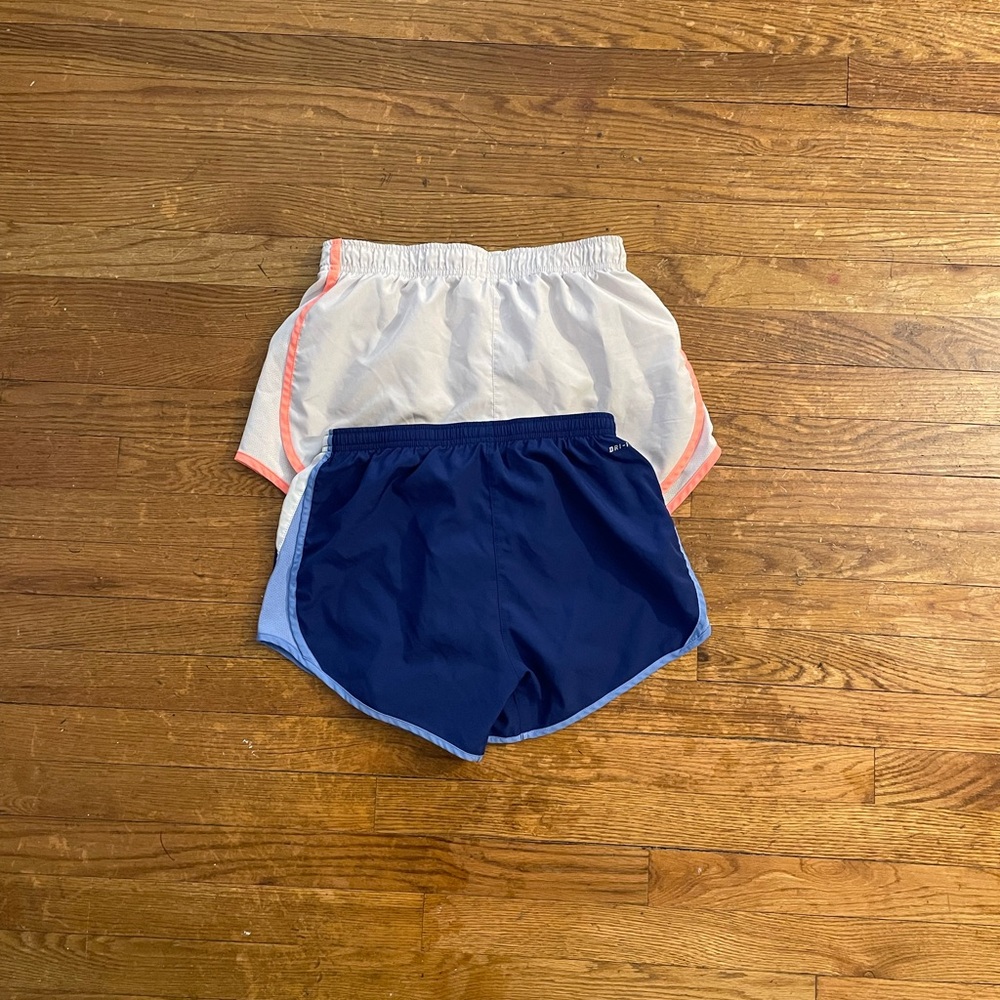 Nike Women’s Running Shorts - Picture 2 of 6